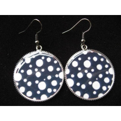 Earrings, white dots on a black background, set in resin
