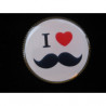 BROCHE fantaisie, I love moustache, sertie en résine