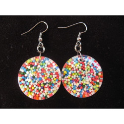 Multicolored minipearls, resin earrings
