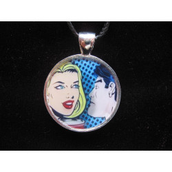 Small vintage pendant, American advertising 1950s, set in resin